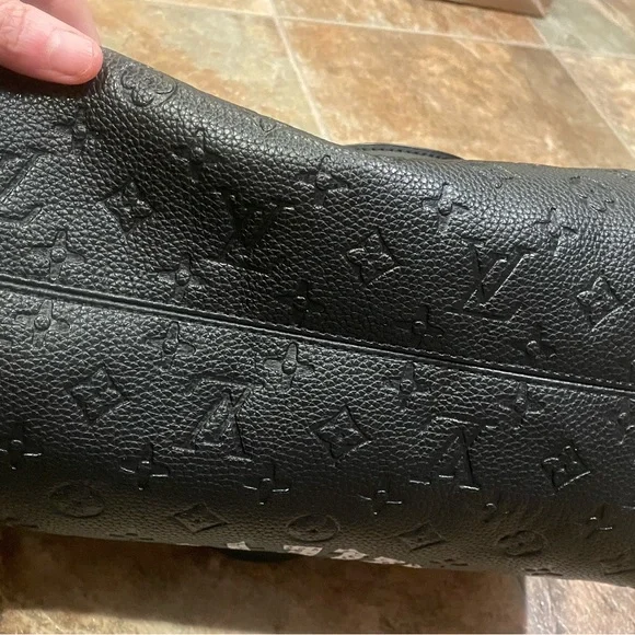 LVEE monogram logo embossed mini duffle bag or purse GORGEOUS 😱😱😍😍💕🔥 - Picture 6 of 10